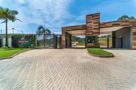 Lote/Terreno à venda, 856m² no Área Rural de Camboriú, Camboriú