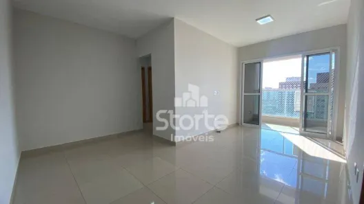 Apartamento com 2 Quartos para alugar, 69m² no Centro, Uberlândia