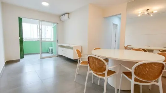 Apartamento com 3 Quartos para alugar, 76m² no Centro, Londrina