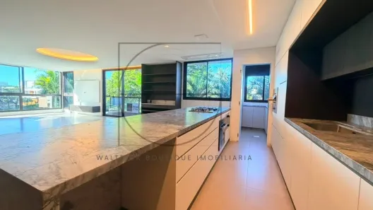 Apartamento com 3 Quartos à venda, 223m² no Jurerê Internacional, Florianópolis