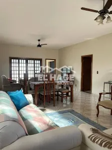 Casa com 4 Quartos à venda, 240m² no Jardim Itália, Cuiabá