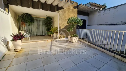 Casa com 5 Quartos à venda, 350m² no Jardim Guanabara, Rio de Janeiro