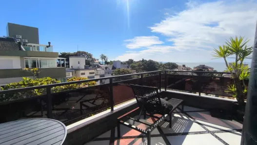 Cobertura com 3 Quartos à venda, 120m² no Canasvieiras, Florianópolis