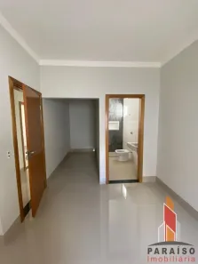 Casa com 3 Quartos à venda, 129m² no Nossa Senhora Aparecida, Uberlândia
