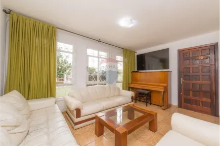 Casa com 3 Quartos à venda, 140m² no Jardim das Américas, Curitiba