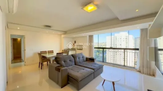 Apartamento com 3 Quartos para alugar, 108m² no Jardim Europa, Porto Alegre