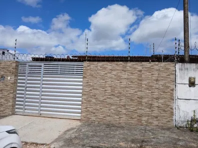 Casa com 2 Quartos à venda, 98m² no Planalto, Natal