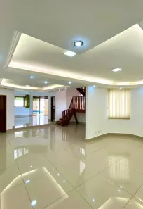 Casa com 5 Quartos à venda, 323m² no Nova Suiça, Goiânia