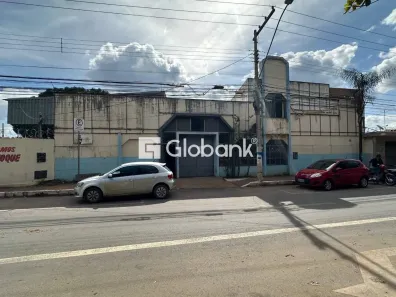 Galpão/Depósito/Armazém para alugar, 550m² no Alto São João, Montes Claros