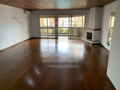 Apartamento com 3 Quartos para alugar, 210m² no Cambuí, Campinas