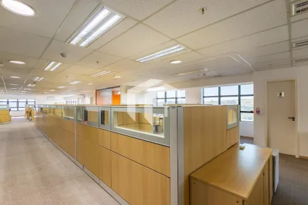 Sala Comercial com 1 Quarto para alugar, 340m² no Vila Brandina, Campinas