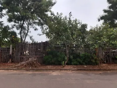 Lote/Terreno à venda, 557m² no Conjunto Habitacional Victório de Santi, Araraquara