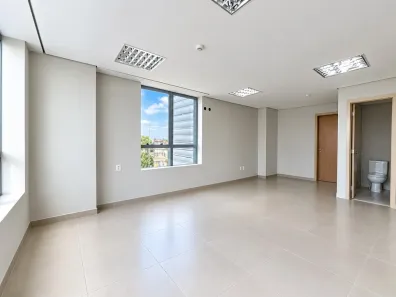 Sala Comercial à venda, 30m² no Presidente Kennedy, Fortaleza