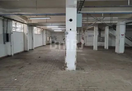 Galpão/Depósito/Armazém à venda, 2400m² no São Cristóvão, Rio de Janeiro