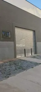 Galpão/Depósito/Armazém para alugar, 80m² no Jardim Europa, Uberlândia