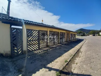 Casa com 9 Quartos à venda, 44m² no Martim de Sá, Caraguatatuba