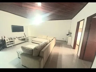 Ponto Comercial para alugar, 200m² no Vila Sul Americana, Carapicuíba