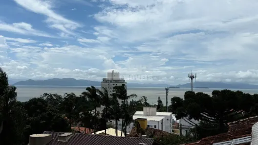 Casa com 3 Quartos à venda, 205m² no Agronômica, Florianópolis
