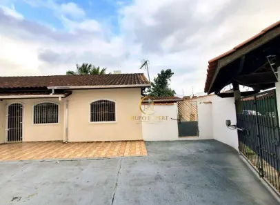 Casa com 2 Quartos para alugar, 120m² no Martim de Sá, Caraguatatuba
