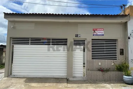 Casa com 3 Quartos à venda, 147m² no , Lajedo