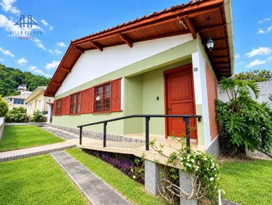 Casa com 3 Quartos à venda, 150m² no Saco dos Limões, Florianópolis