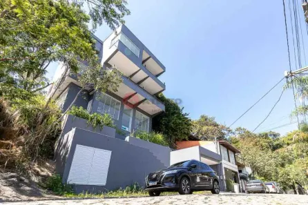Casa de Condomínio com 4 Quartos à venda, 436m² no Vila Progresso, Niterói