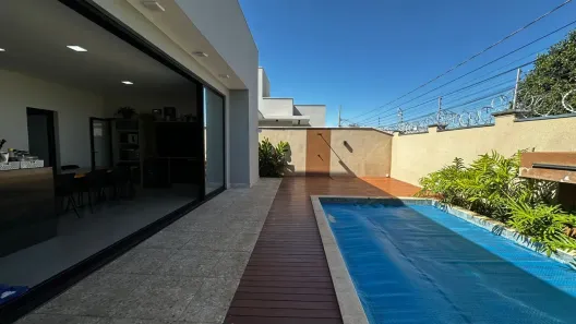 Casa de Condomínio com 3 Quartos à venda, 201m² no Shopping Park, Uberlândia