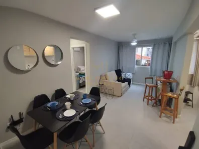 Apartamento com 2 Quartos para alugar, 60m² no Centro, Balneário Camboriú