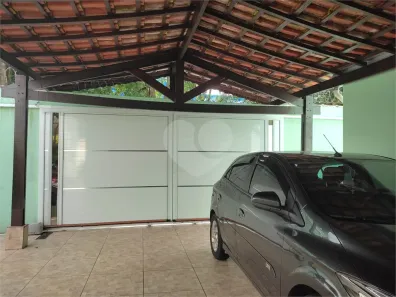 Casa com 2 Quartos à venda, 250m² no Jardim das Imbuias, São Paulo