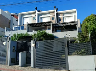 Casa com 3 Quartos à venda, 189m² no Centro, Florianópolis