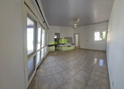 Casa de Condomínio com 2 Quartos à venda, 250m² no Parque Monte Castelo, Araçoiaba da Serra
