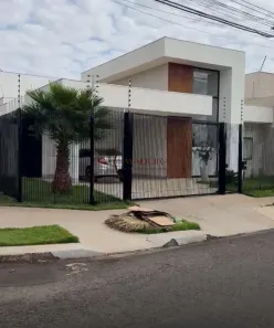 Casa com 3 Quartos à venda, 130m² no Jardim Santa Helena, Maringá