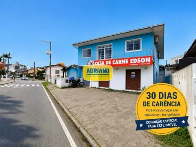Ponto Comercial para alugar, 50m² no Praia Comprida, São José