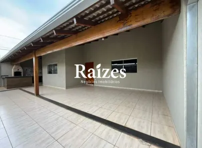Casa com 3 Quartos para alugar, 200m² no Alto Umuarama, Uberlândia