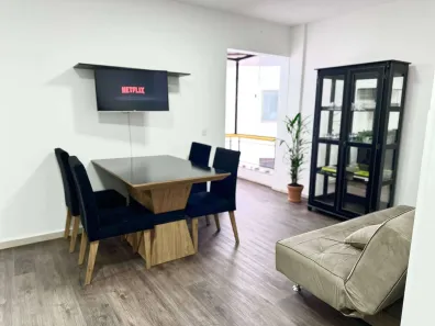 Apartamento com 2 Quartos à venda, 70m² no Ponta das Canas, Florianópolis