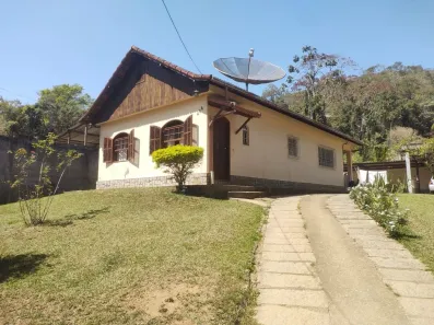 Casa com 3 Quartos à venda, 142m² no Varginha, Nova Friburgo