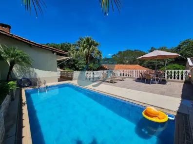 Casa de Condomínio com 3 Quartos à venda, 210m² no Jardim Shangri-Lá, Atibaia