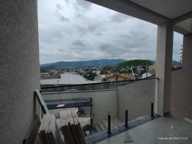 Sobrado com 3 Quartos à venda, 223m² no Jardim do Lago, Atibaia