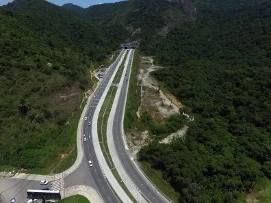 Lote/Terreno à venda, 360m² no Piratininga, Niterói
