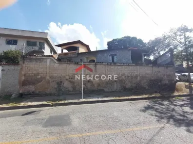 Casa com 3 Quartos à venda, 360m² no São Salvador, Belo Horizonte