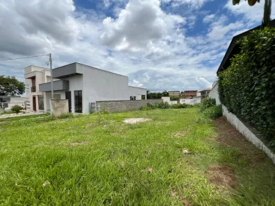 Lote/Terreno à venda, 360m² no Residencial Condomínio Jardim Veneza, Senador Canedo