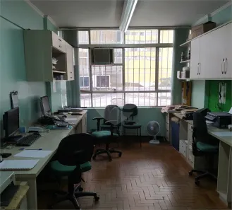 Sala Comercial à venda, 31m² no Santa Efigênia, São Paulo