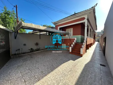 Casa com 3 Quartos à venda, 186m² no Campo Grande, Santos