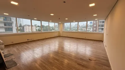 Sala Comercial à venda, 63m² no Dezoito do Forte Empresarial/Alphaville., Barueri