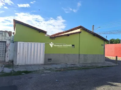 Casa com 2 Quartos para alugar, 178m² no Matinha, Teresina