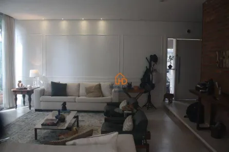 Casa com 4 Quartos à venda, 274m² no Vila Mariana, São Paulo