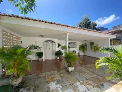 Casa com 4 Quartos à venda, 600m² no Tirol, Natal