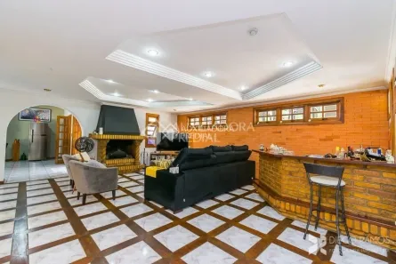Casa com 3 Quartos para alugar, 291m² no Espírito Santo, Porto Alegre