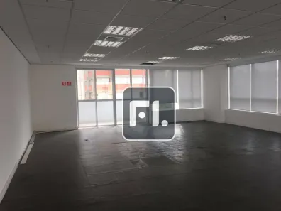Sala Comercial para alugar, 240m² no Vila Olímpia, São Paulo