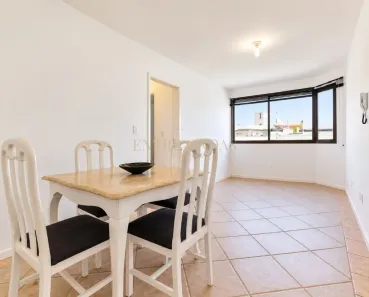 Apartamento com 2 Quartos para alugar, 75m² no Agronômica, Florianópolis